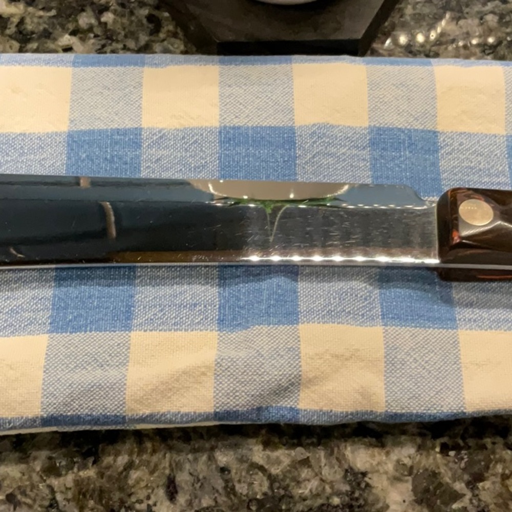 CUTCO 1722 Butcher Knife - Picture 5 of 7
